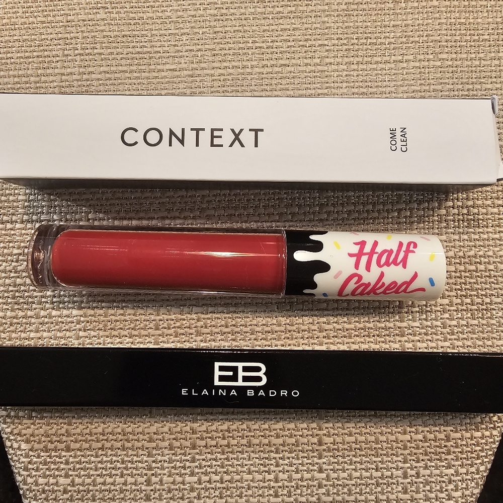Lip Bundle: liquid lipsticks and lip pencil in nudes/reds Context Half Caked - Picture 3 of 6